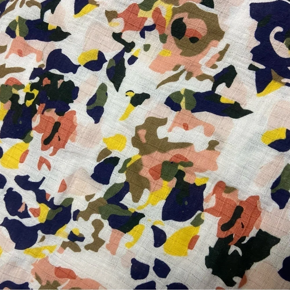 Bebe au Lait Premium Muslin Nursing Scarf Lightweight Breathable Cotton Geo